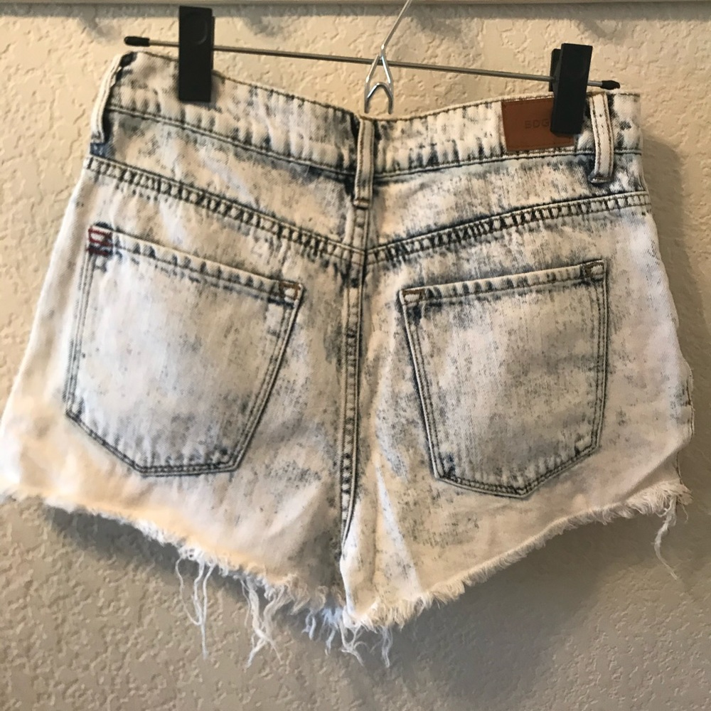 Shorts - Picture 2 of 2